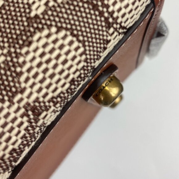 Coach C7962 Signature Textile Jacquard ROG Bag in Cocoa Burnished Amber - Picture 5 of 10